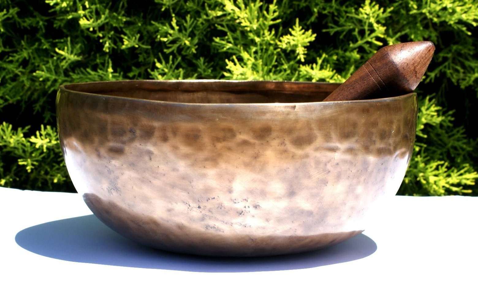 Healing Singbowl - Hand Beaten - Antique Rough Finish